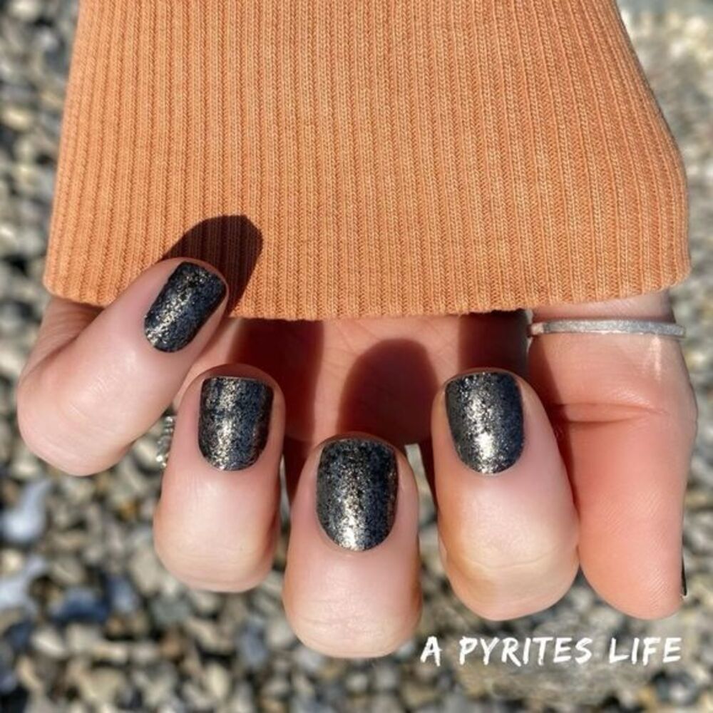 Color Street, A Pyrites Life, brassy gold gem, hints of black & metallic nails